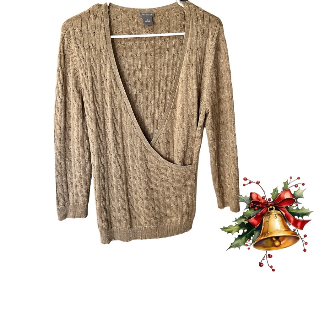 Ann Taylor Women’s Gold Metallic Cable Knit Deep V-Neck Sweater- Size M- NWOT